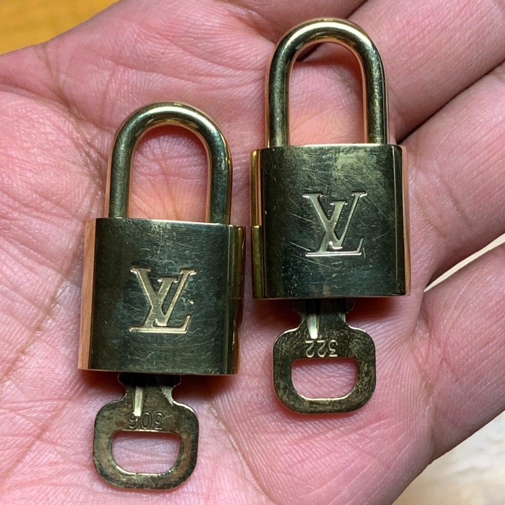 LV Lock - Authentic from Japan - Picture 3 of 5